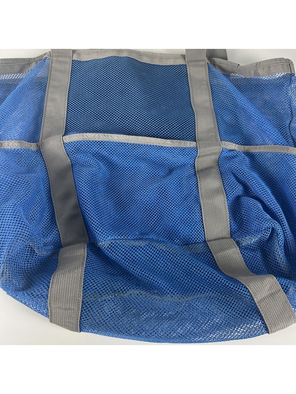 Blue Mesh Light Weight Zip Pocket Beach Tote Bag 22x17 Inches - Picture 8 of 11